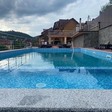 Greku Hotel Bukovel Exterior foto