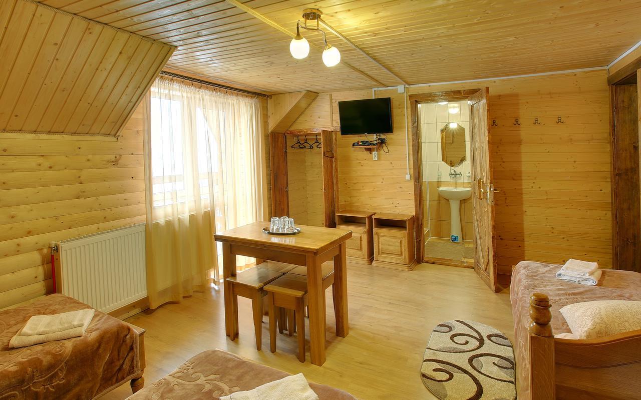 Greku Hotel Bukovel Exterior foto